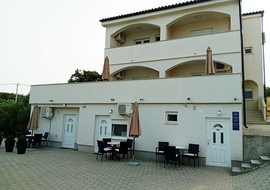 /Fotografije/Apartmani Rab/Rab_apartman_Milenij (4).jpg