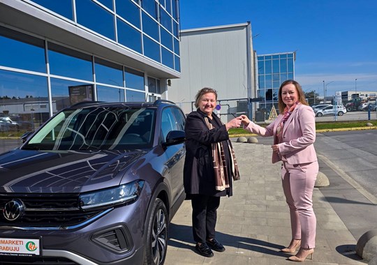 /slike/Nagradne igre/KTC - uručenje ključeva Vindija (4).jpg